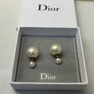 Dior pearl tribales earrings